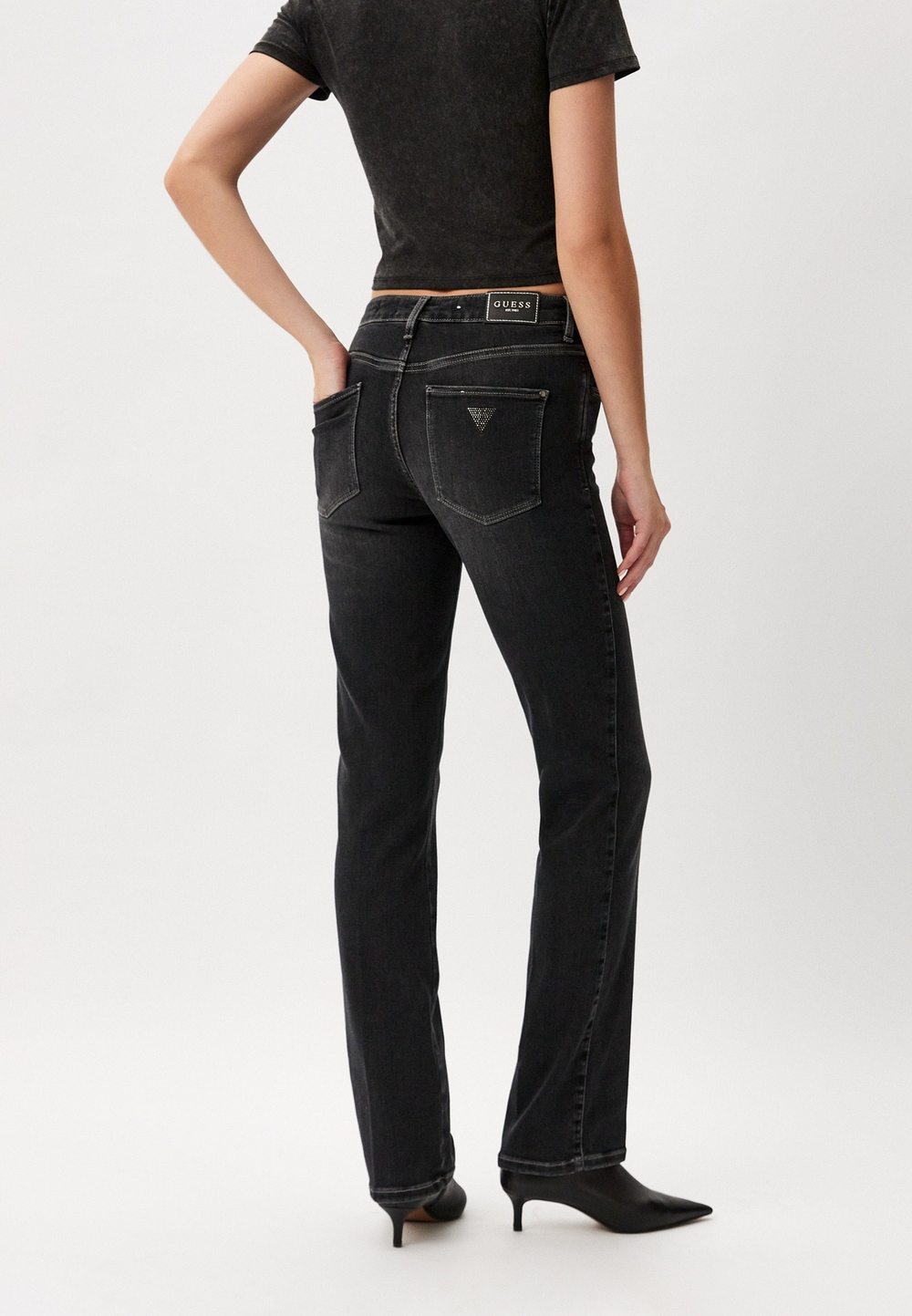 Джинсы SEXY STRAIGHT женские GUESS