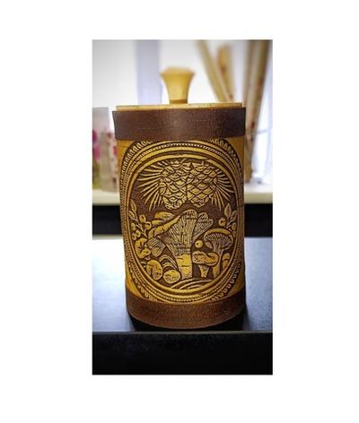 Берестяной туясок с рисунком «Грибочки». Цвет: светлый/темный