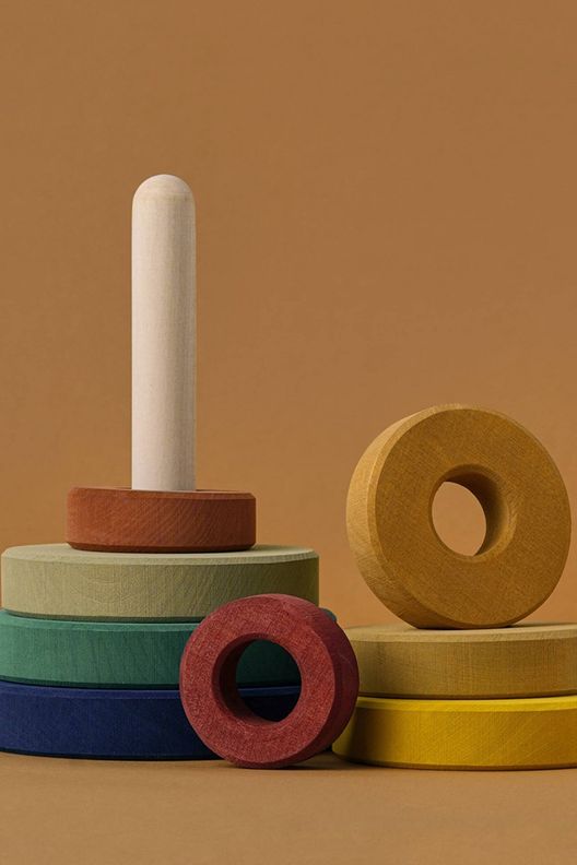 Пирамидка "Земля" / Raduga Grez