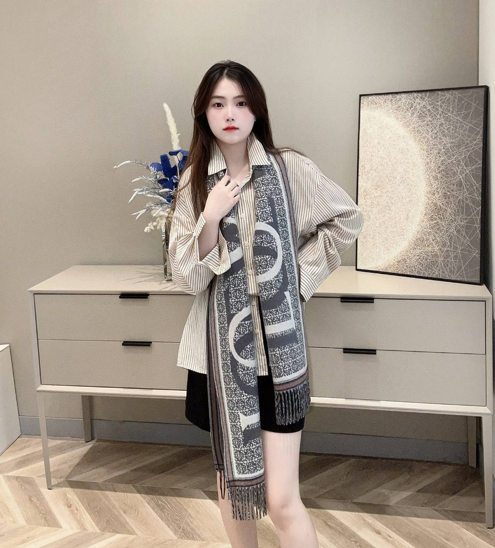 Шарф Loewe