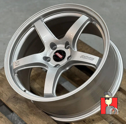 Комплект дисков Rays Gram Lights 57CR 18x8.5 et35 5x114.3
