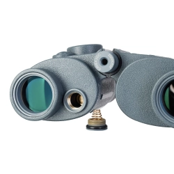 Бинокль Levenhuk Nelson 8x30 - вид сбоку, открытое отделение