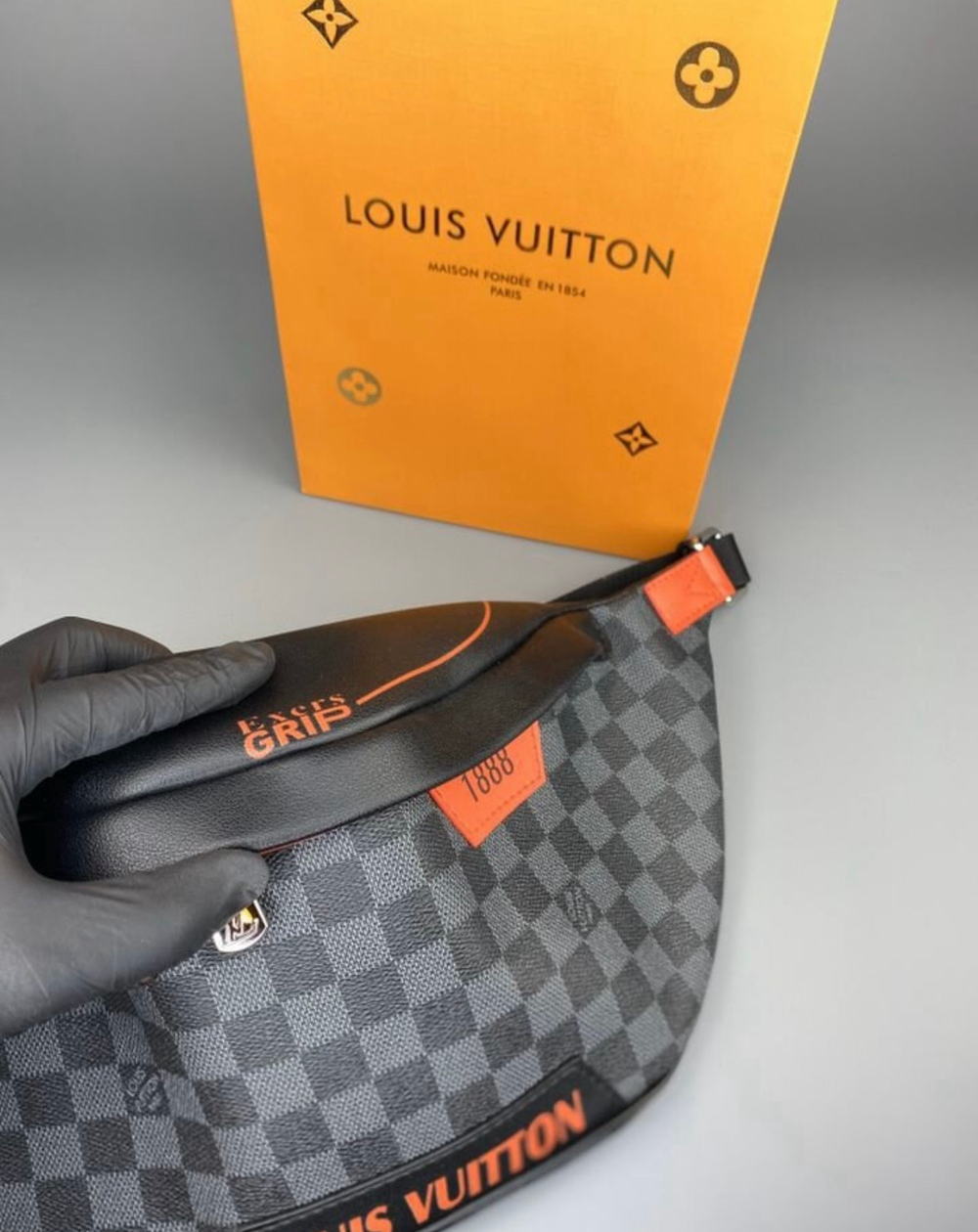 Сумка на пояс/плечо Louis Vuitton премиум