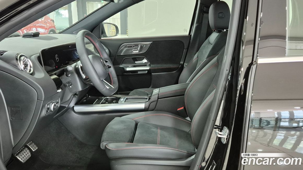 Mercedes-Benz GLA-Class H247 GLA250 4MATIC (02.2024)