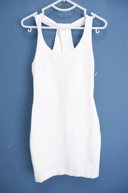 Платье  Zara лаконичное 46 размер