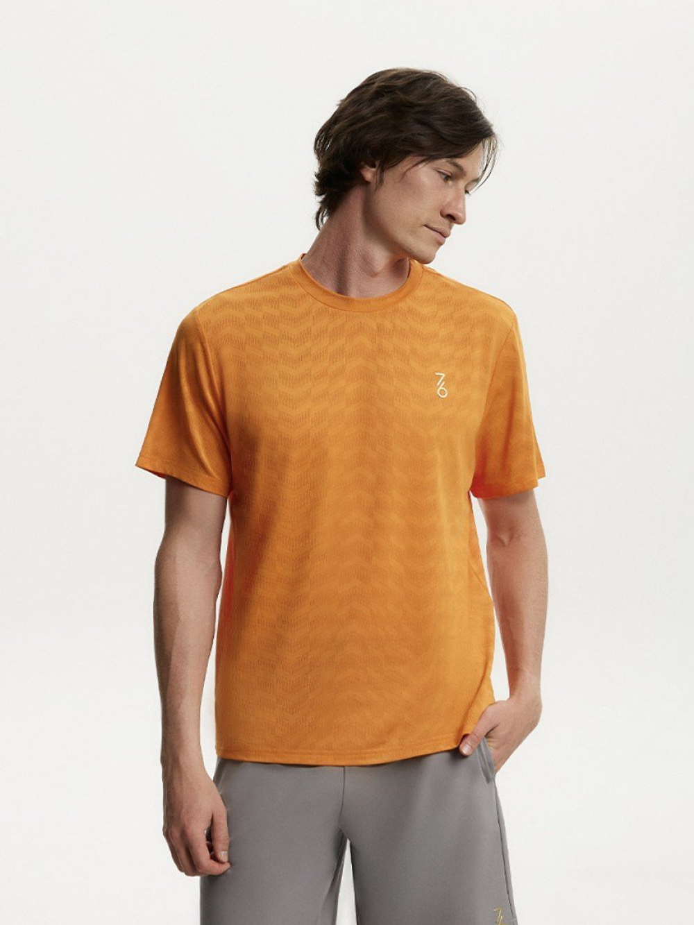 ОДЕЖДА ДЛЯ ТЕННИСА Мужская, Футболка SEVENSIX 7/6 LODDY T-SHIRT 2.0 BRIGHT ORANGE .