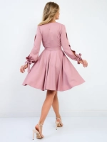 Платье с пышной юбкой