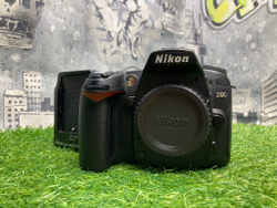 Nikon D90 14.000 кадров