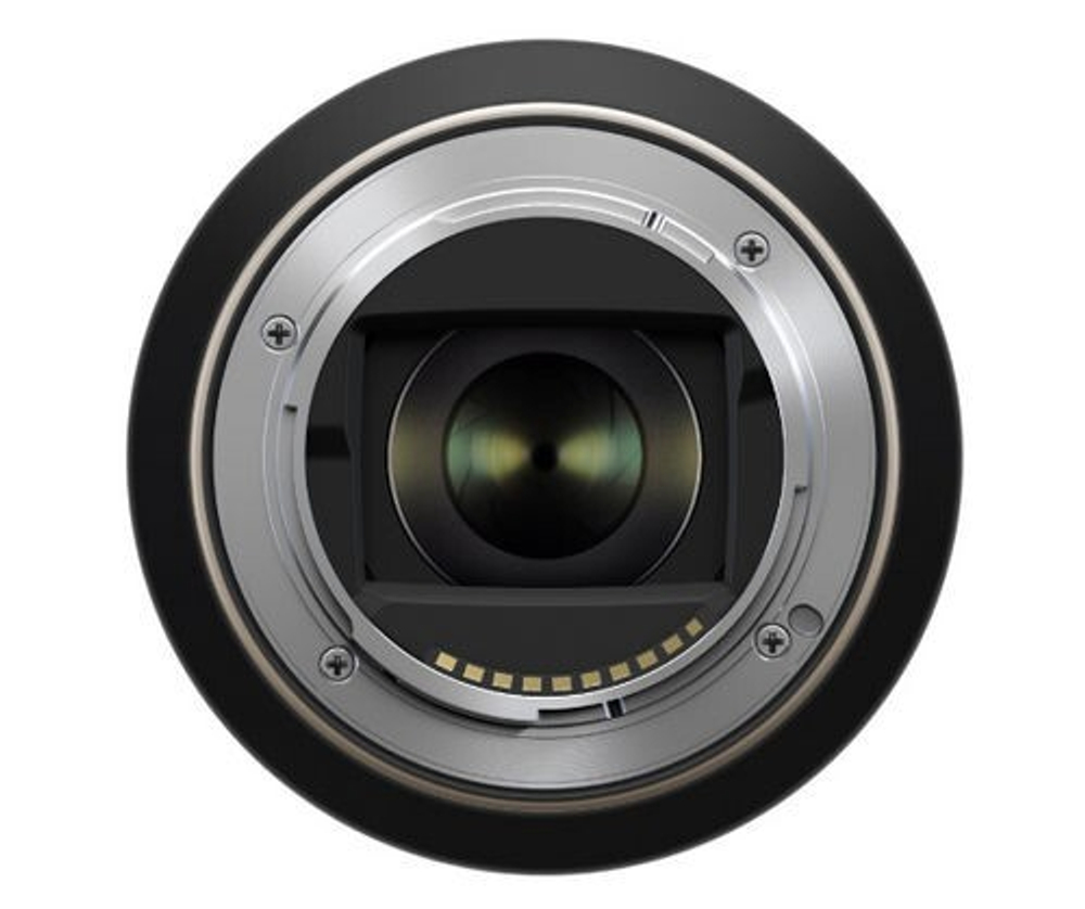 Объектив Tamron 17-70mm F/2.8 Di III-A VC RXD (B070S) Sony E, черный