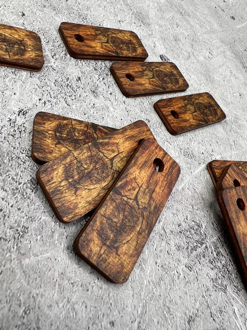 Номерки для ключей 2х5см пустышка