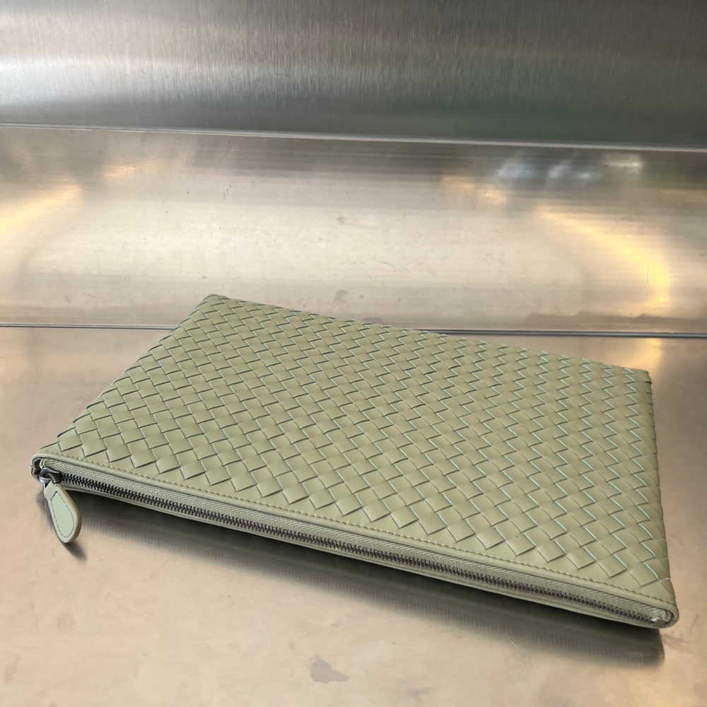 Bottega Veneta Pouch 30 cm