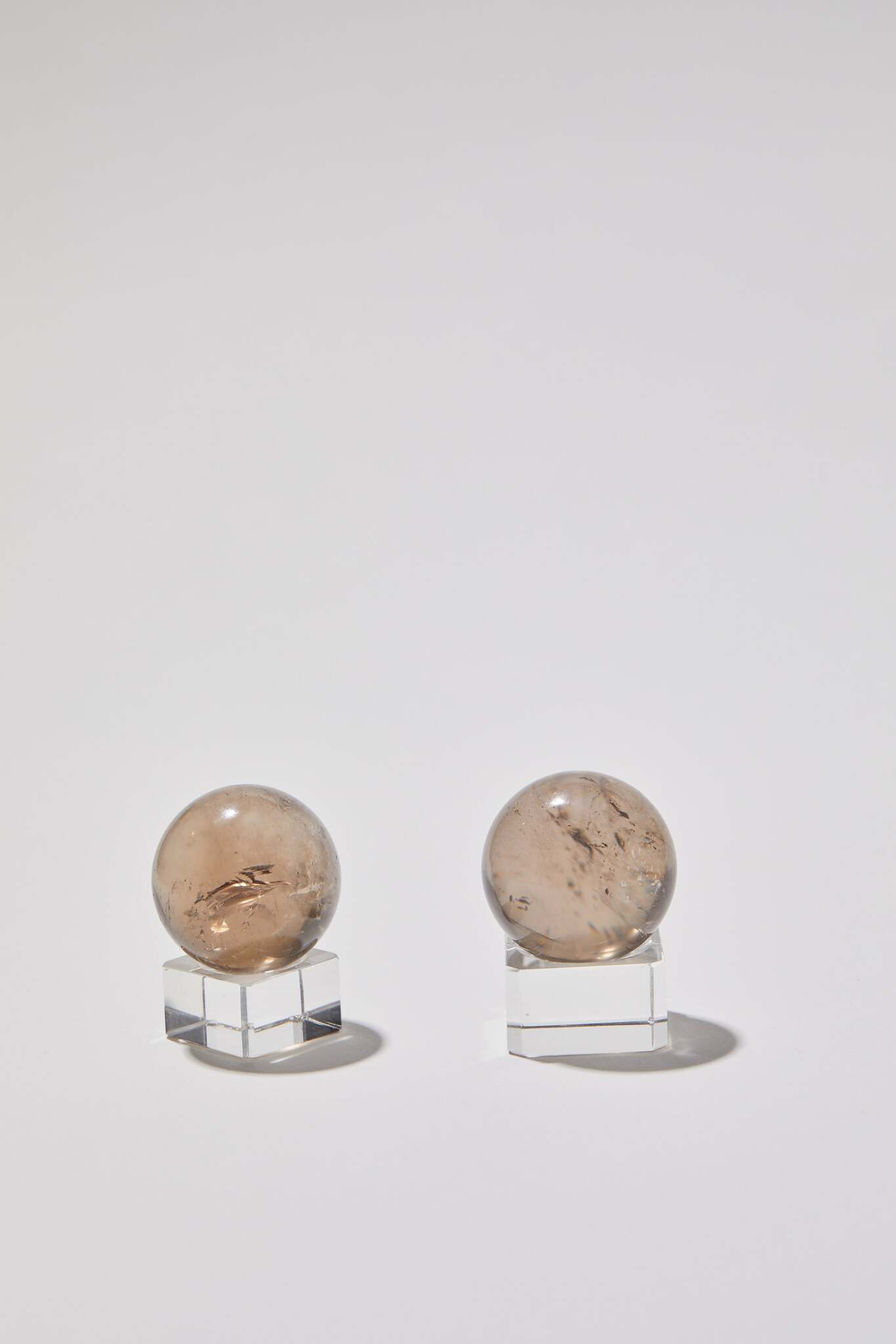 Шар из дымчатого кварца