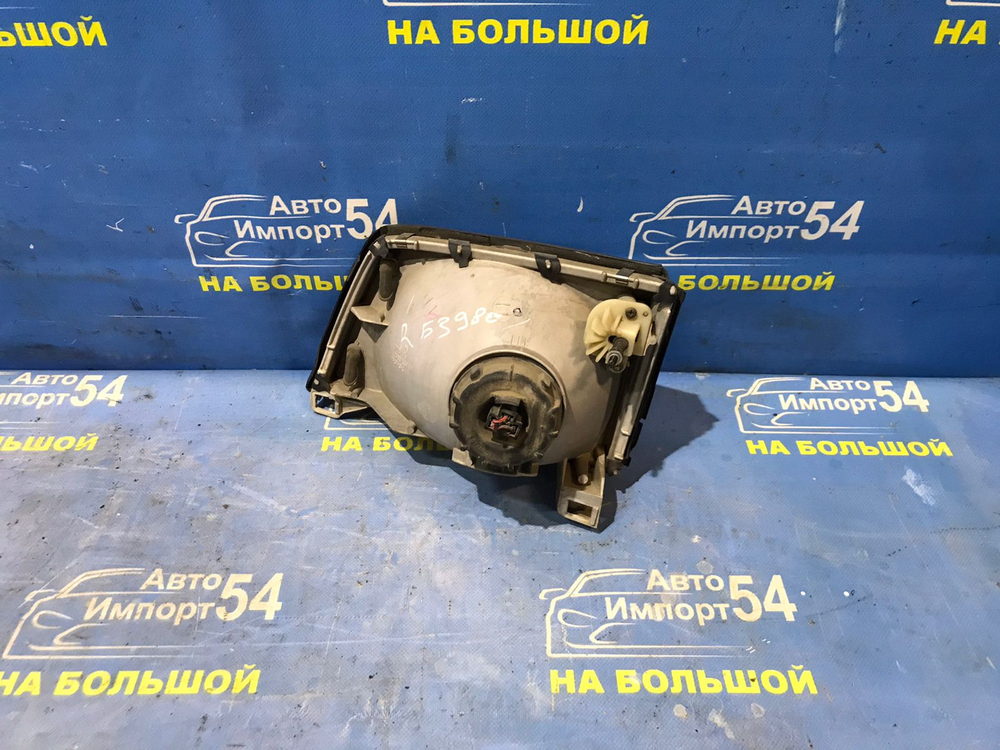 Фара передняя правая MAZDA BONGO 1999-2020