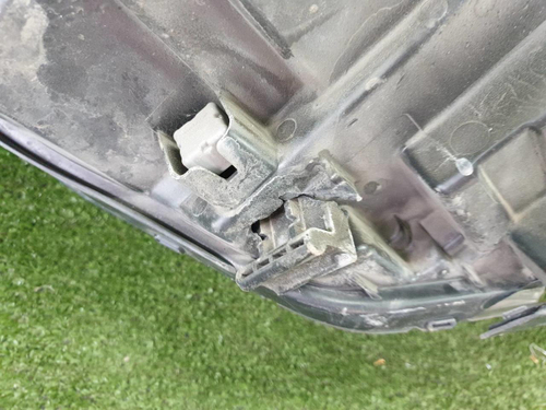 Битая Фара левая Kia Sorento 3 UM Prime (2017-2020) LED