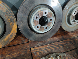 Диски тормозные передние + задние + колодки Changan CS95  Б/У Оригинал S4010310201