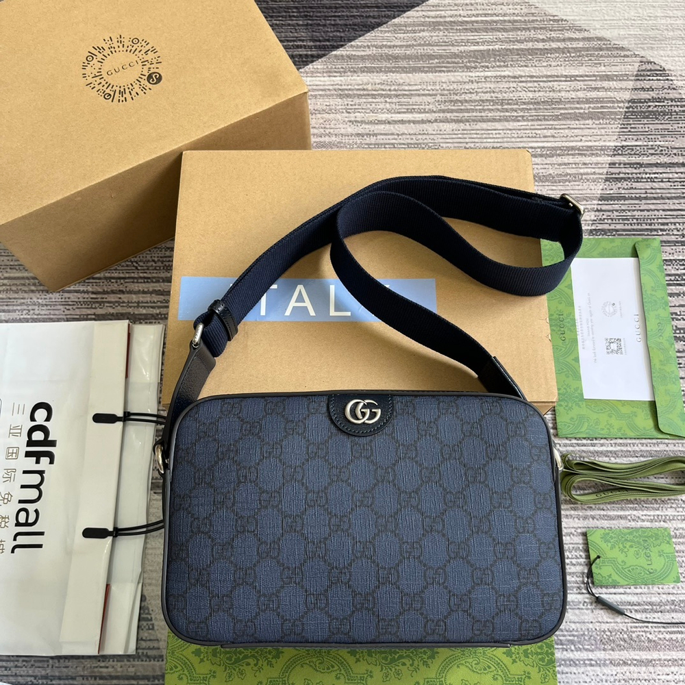 Gucci Ophidia GG Crossbody Bag 23 cm