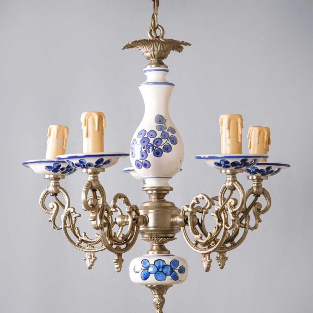 Антикварная керамическая люстра с росписью и бронзовым основанием