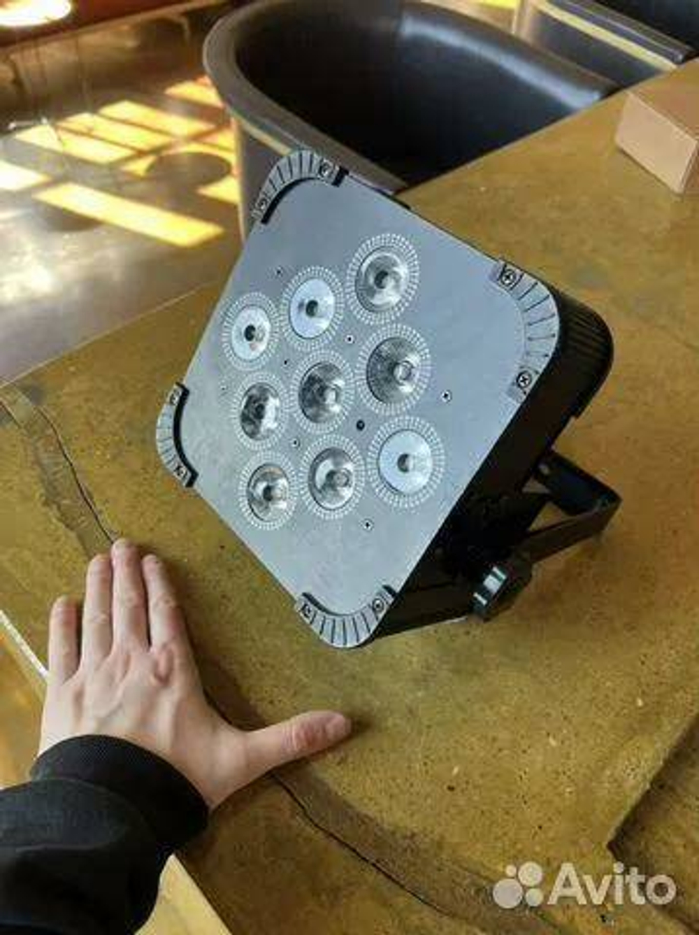 Световой прибор Amixled LED PAR 9x18 BATTERY UPLIGHT