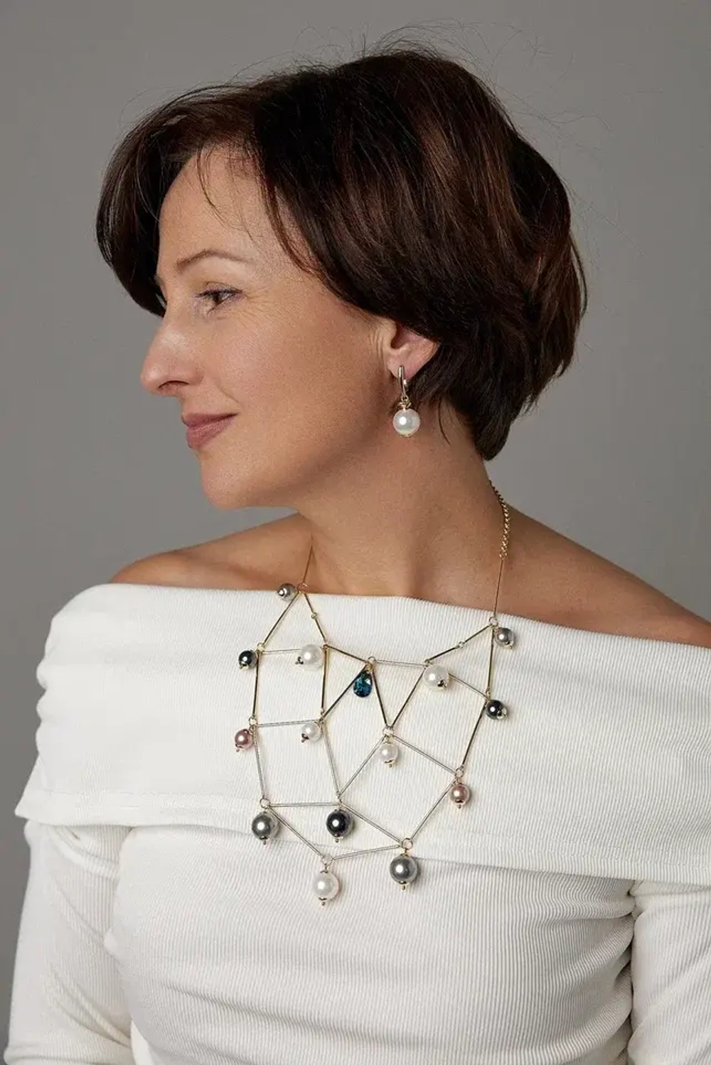 Колье "Ренессанс" с кристаллом Swarovski и жемчугом Майорка, оттенок золото
