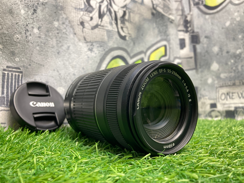 Canon EF-S 55-250mm 4.0-5.6 IS II