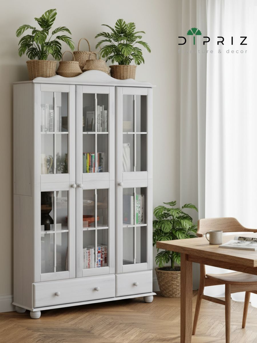 Шкаф витрина Бритта трехдверный белый, с полками, из массива сосны, 186х113х32