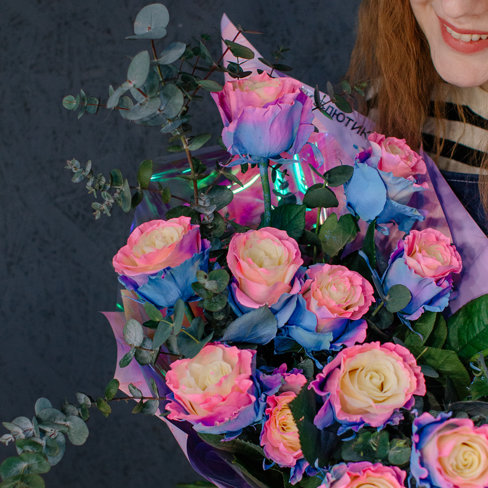 158. Нежный необычный букет из роз сорта Барби
