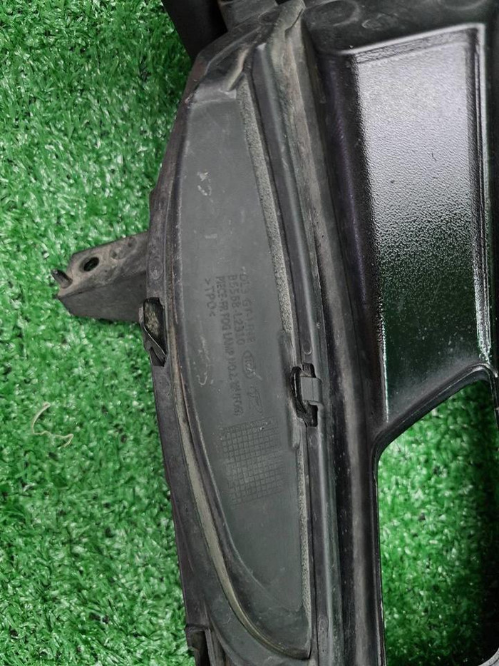 Накладка ПТФ левая Kia K5 (2019-2023)