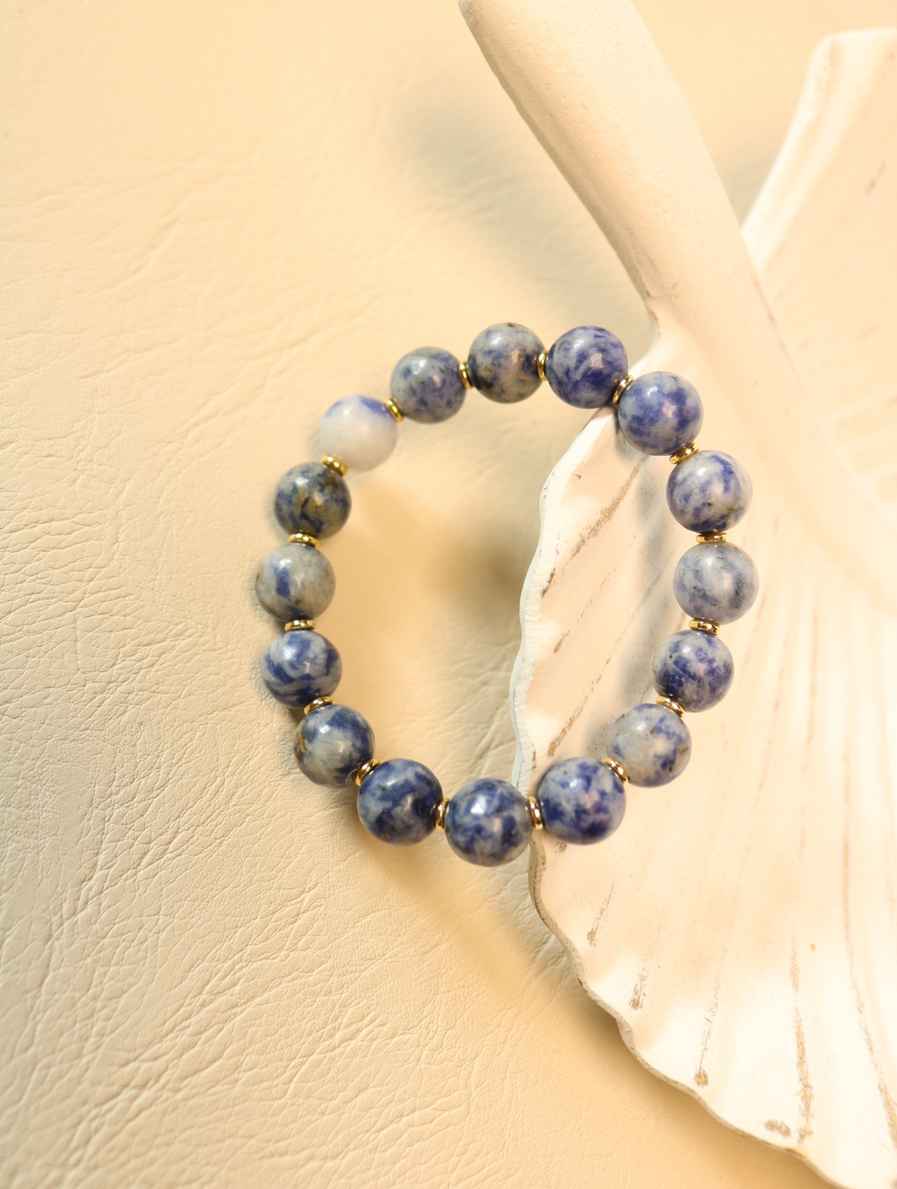 Браслет из содалита "Формула ясности"