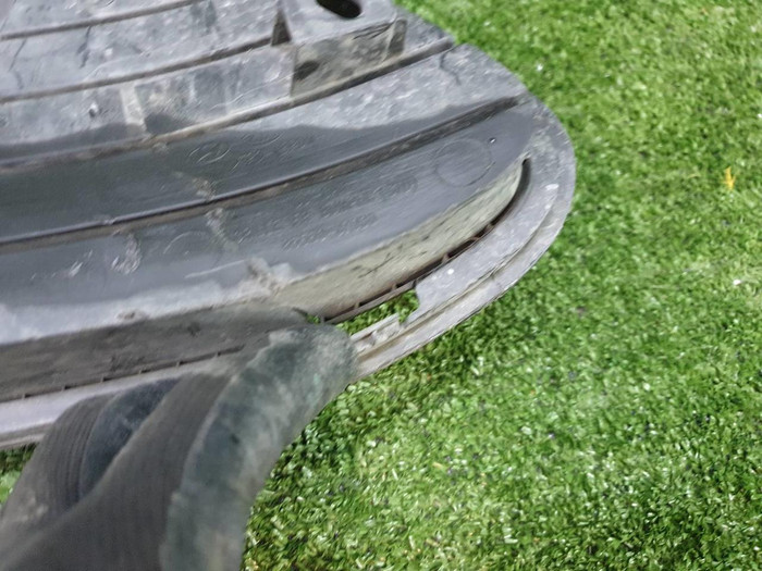 Решетка переднего бампера Kia Ceed 3 (2018-2021)