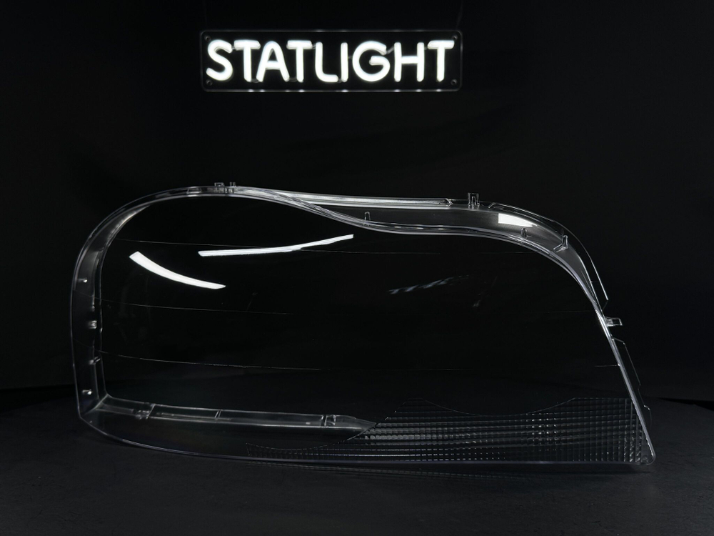 Правое стекло фары Volvo XC90 2002-2014