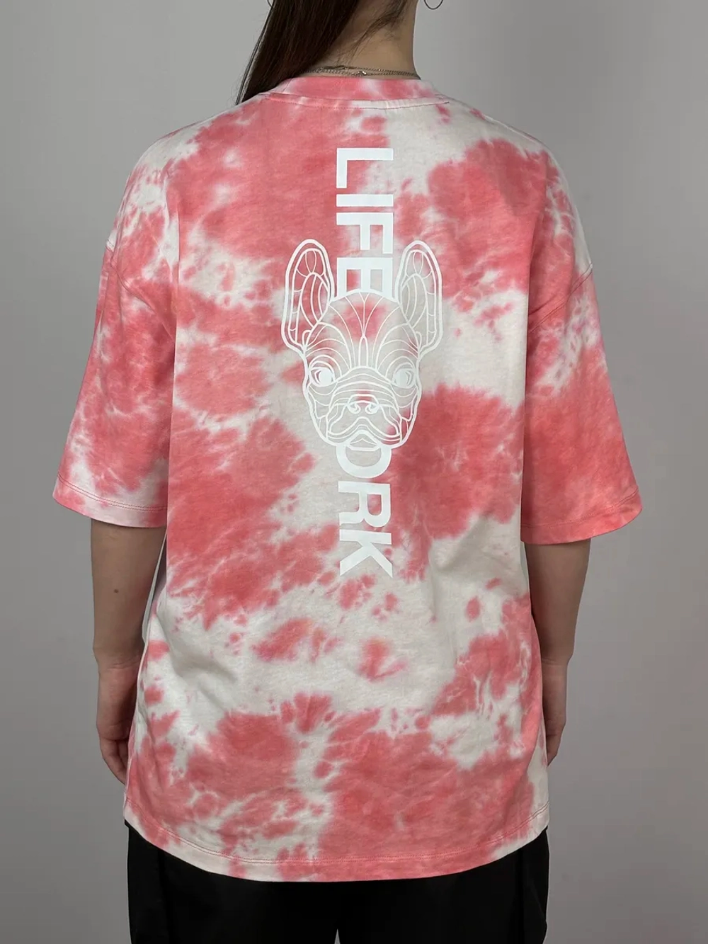 Футболка с круглой эмблемой LADOK