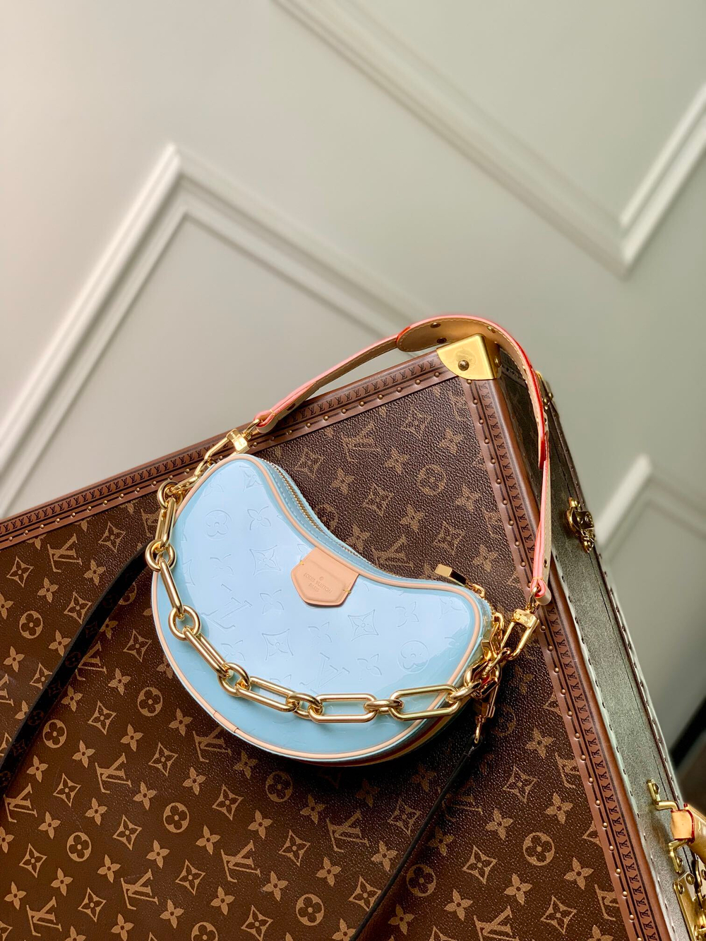Louis Vuitton Croissant PM Bag