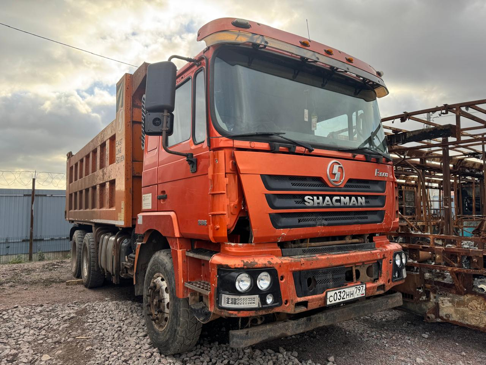 Shacman (Shaanxi) SX* 6x4 Самосвал SX3258DR384 (Дизельный, 9,7 л, 336 л.с., МТ)