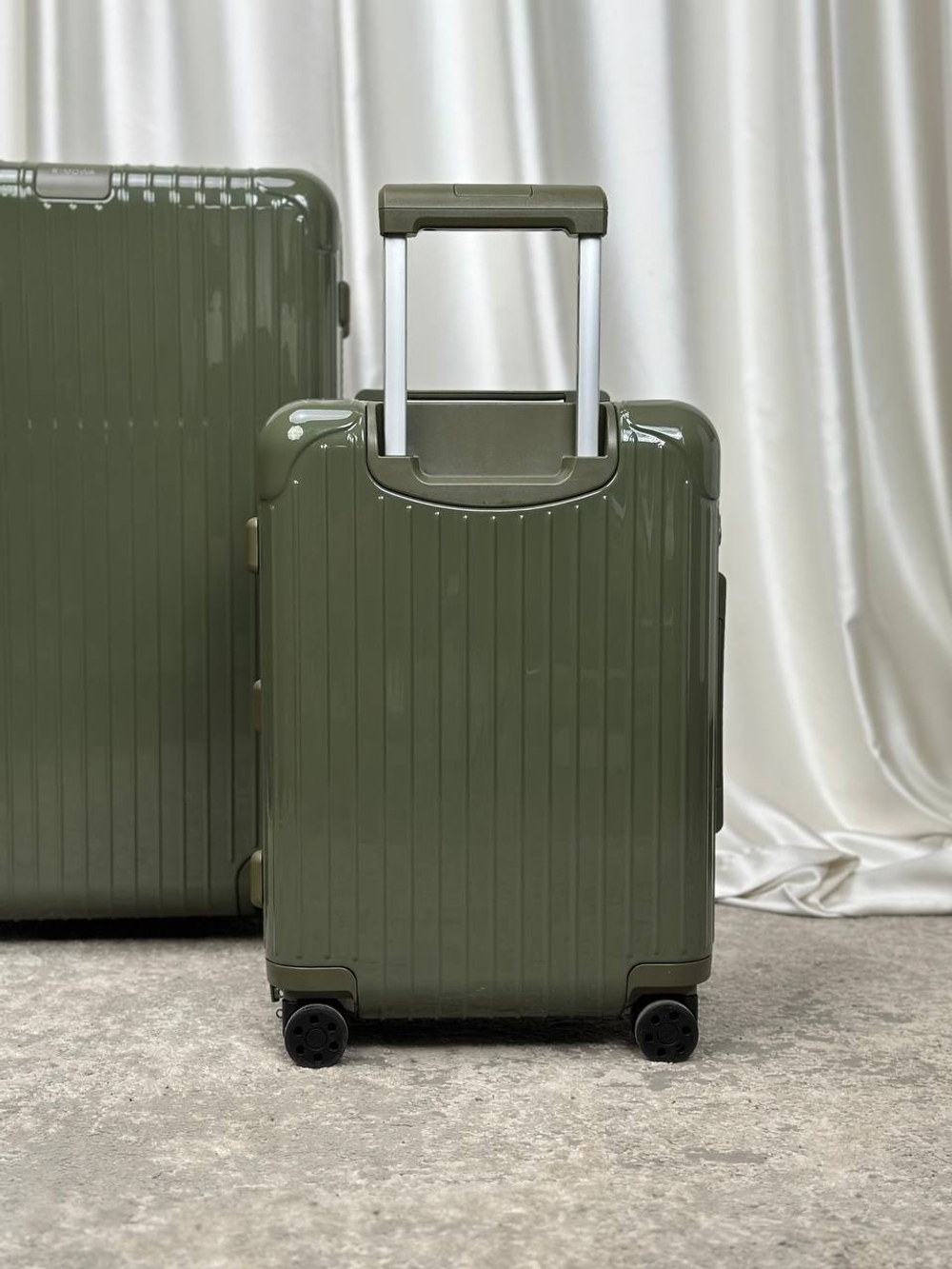 Чемодан Rimowa L