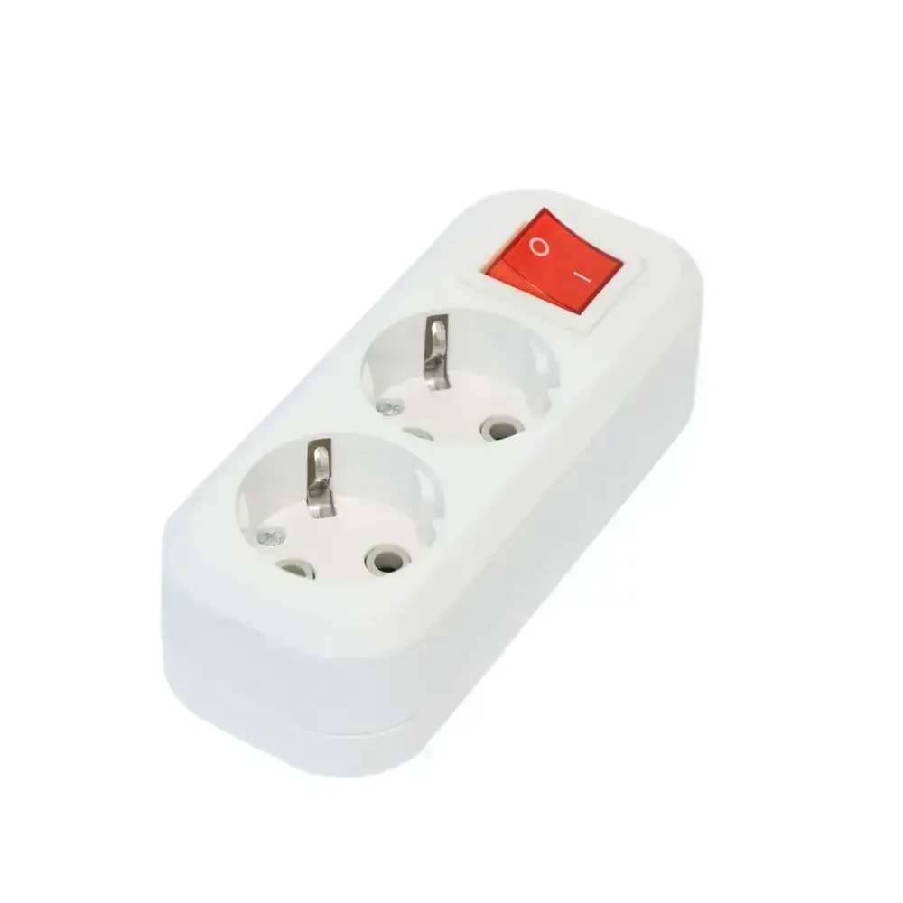 Розетка двухместная для удлинителя 2 гнезда с заземлением и выключателем