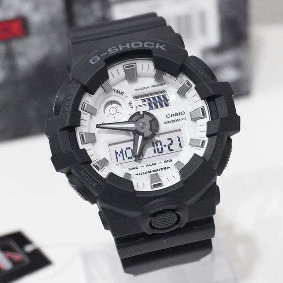 Наручные часы Casio GA-700WD-1A