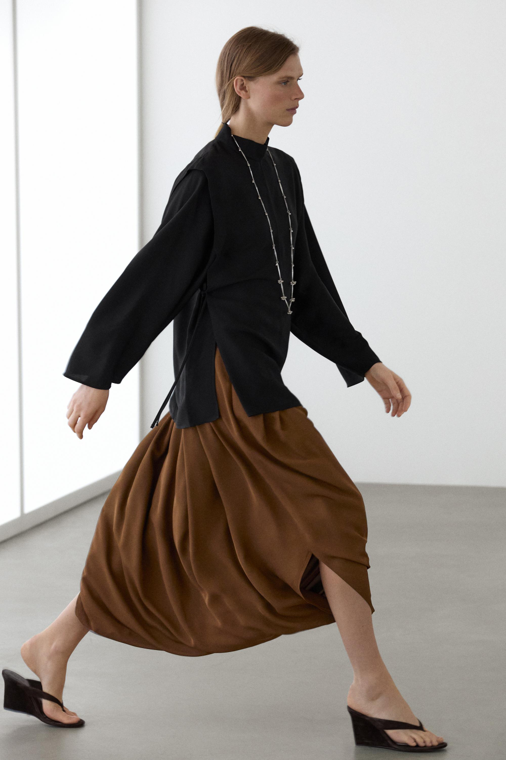 Massimo Dutti Рубашка с воротником-стойкой и завязками, черный