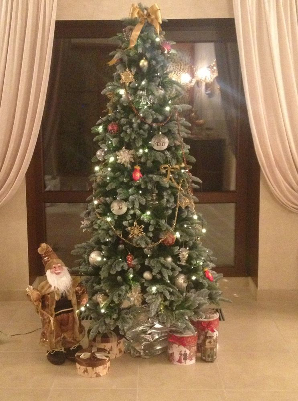 Ель Triumph Tree Нормандия Утонченная заснеженная Голландия дизайн