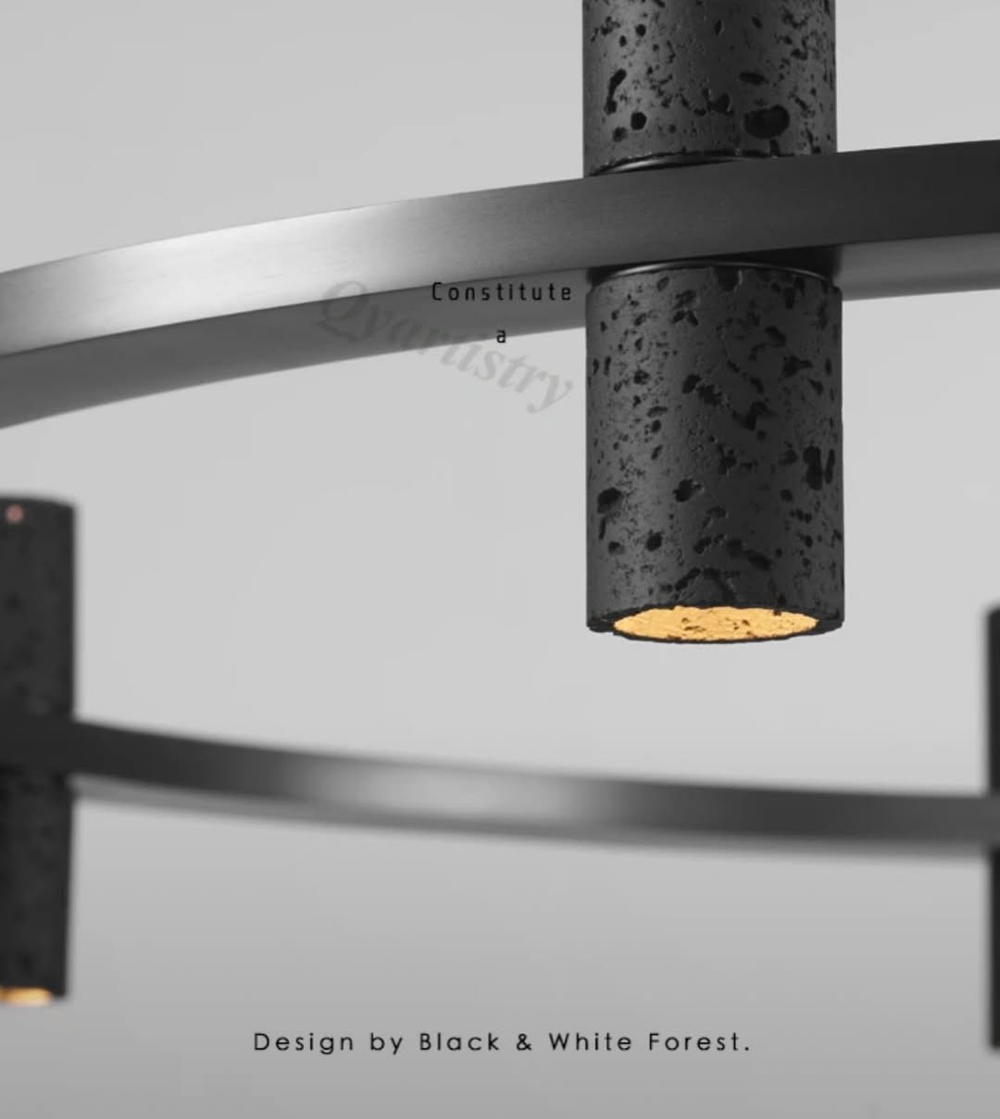 Подвесная люстра из чёрного травертина с кольцевой формой.