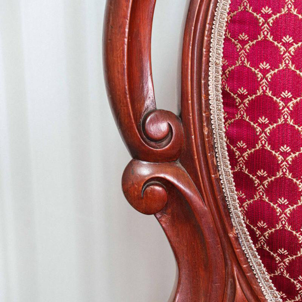 Кресло в стиле Луи Филиппа