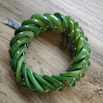 Браслет Кольцо перламутр с цирконом, цвет зеленый