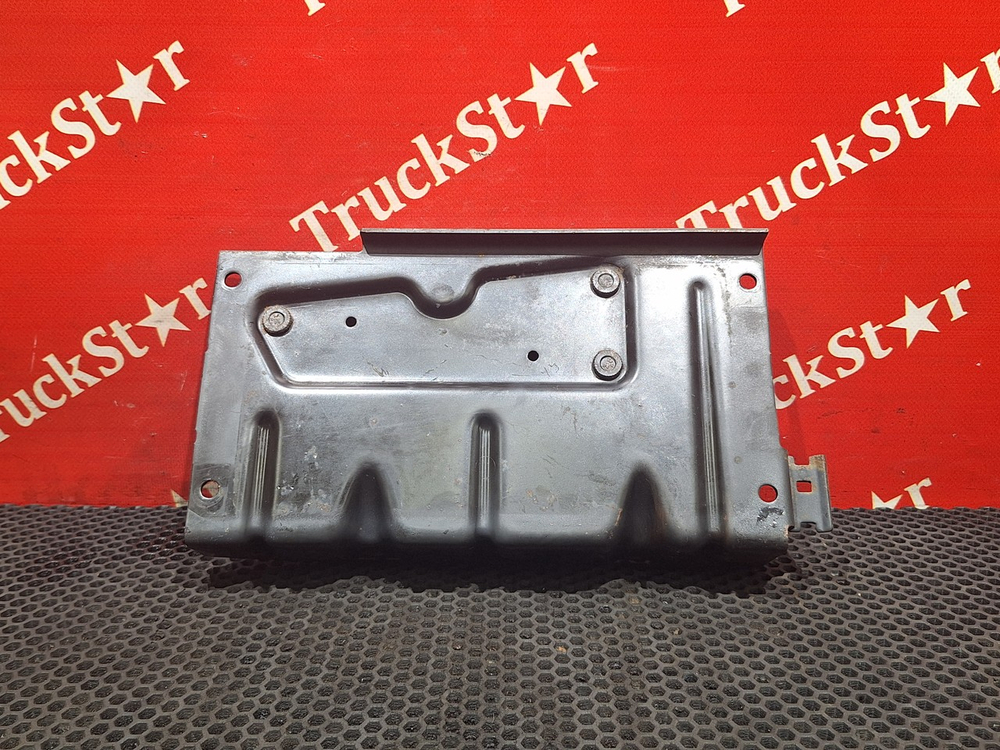 Кронштейн блока Adblue