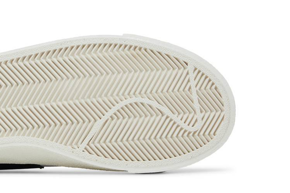 Кроссовки Nike Blazer Low '77 Jumbo (Женская размерная сетка)