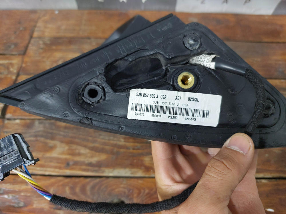 Зеркало правое 6 pin Rapid / Polo 6 Б/У Оригинал 5JB857502J
