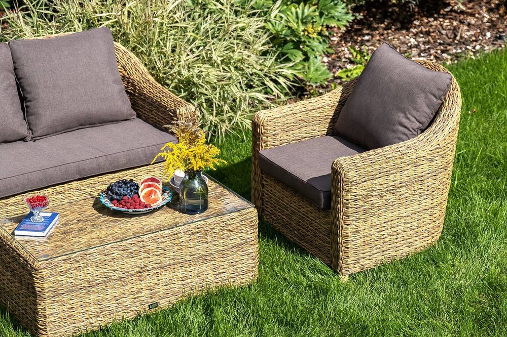 "Кон Панна" столик журнальный из искусственного ротанга (гиацинт), цвет соломенный