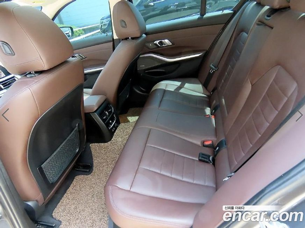 BMW 3 Series (G20) 320i Luxury (04.2020)