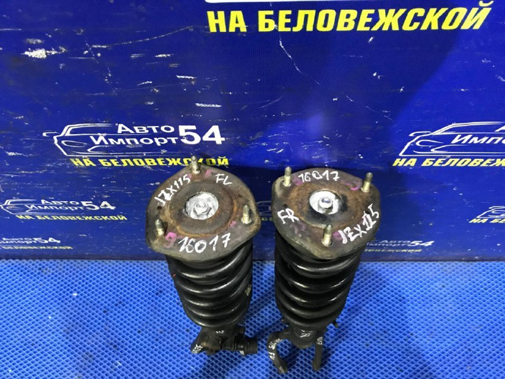 Стойка передняя правая TOYOTA MARK 2 2000-2004