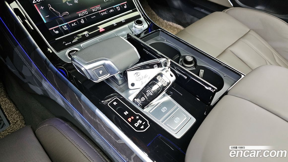 Audi A8 (D5) 55 TFSI Quattro Premium LWB (12.2022)