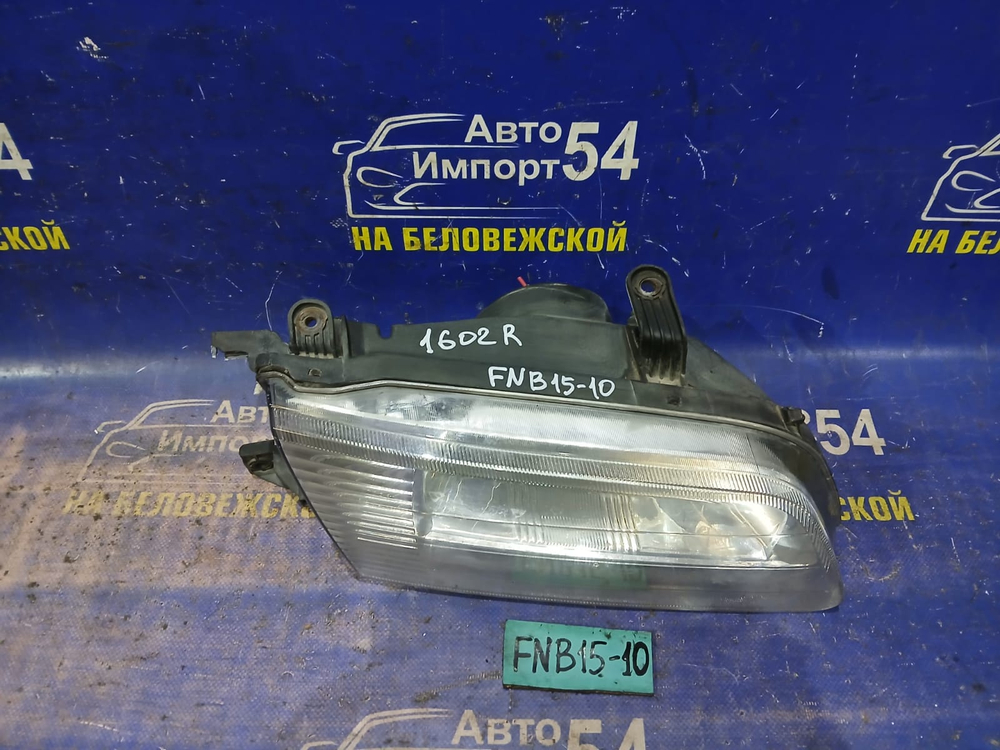 Фара передняя правая NISSAN SUNNY 2000