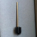 Ершик для унитаза, с ручкой из нержавеющей стали, черный, высота 35 см.